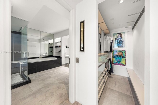 Building Photo - 450 Alton Rd