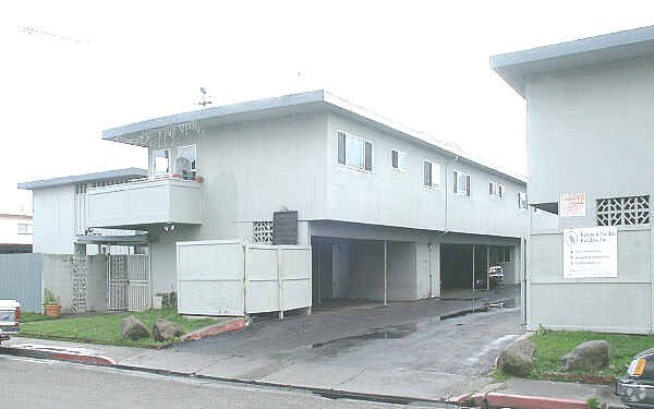 Building Photo - Bay Port Apartments