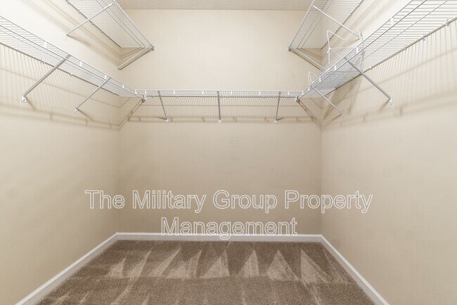 Building Photo - 216 S Torwood Dr