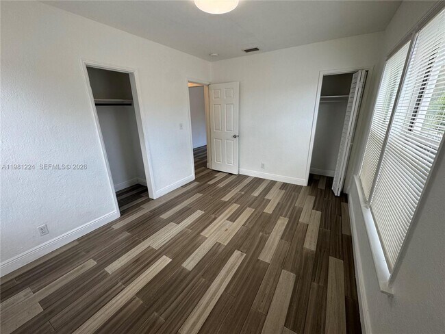 Building Photo - 1025 NW 7th Ave