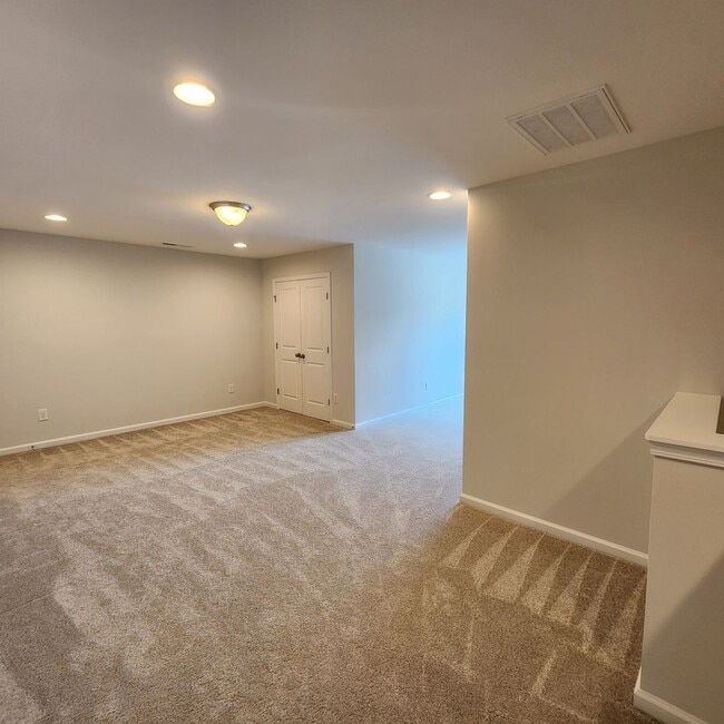 Building Photo - Townhome for Rent Durham