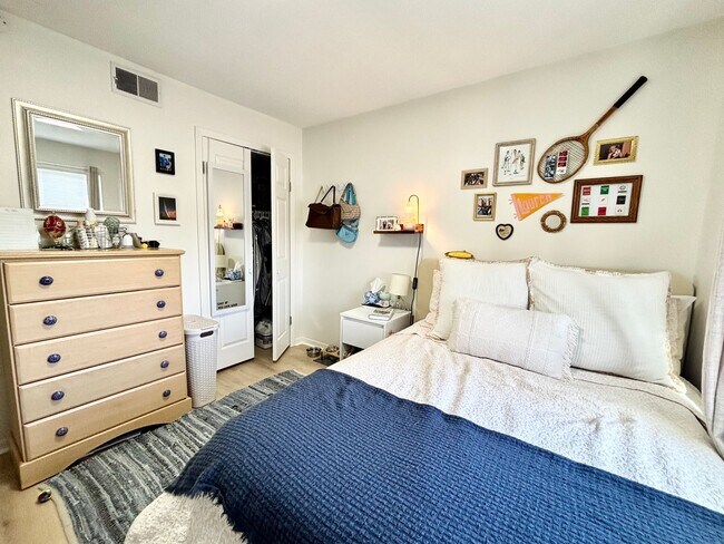 Building Photo - Westport Landings