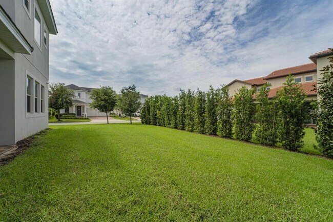 Building Photo - 15161 Canoe Pl