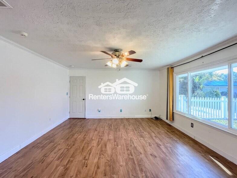 Building Photo - 1001 Bowden Ave