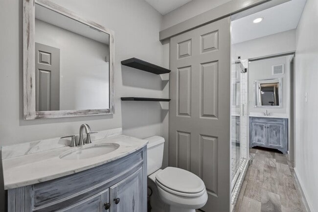 Building Photo - 4301 Hyridge Dr