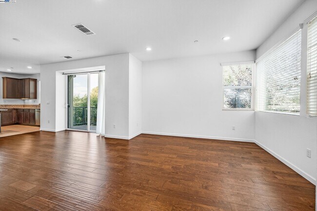 Building Photo - 22759 Filbert St