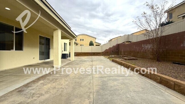 Building Photo - 15799 Barrel Cactus Ln