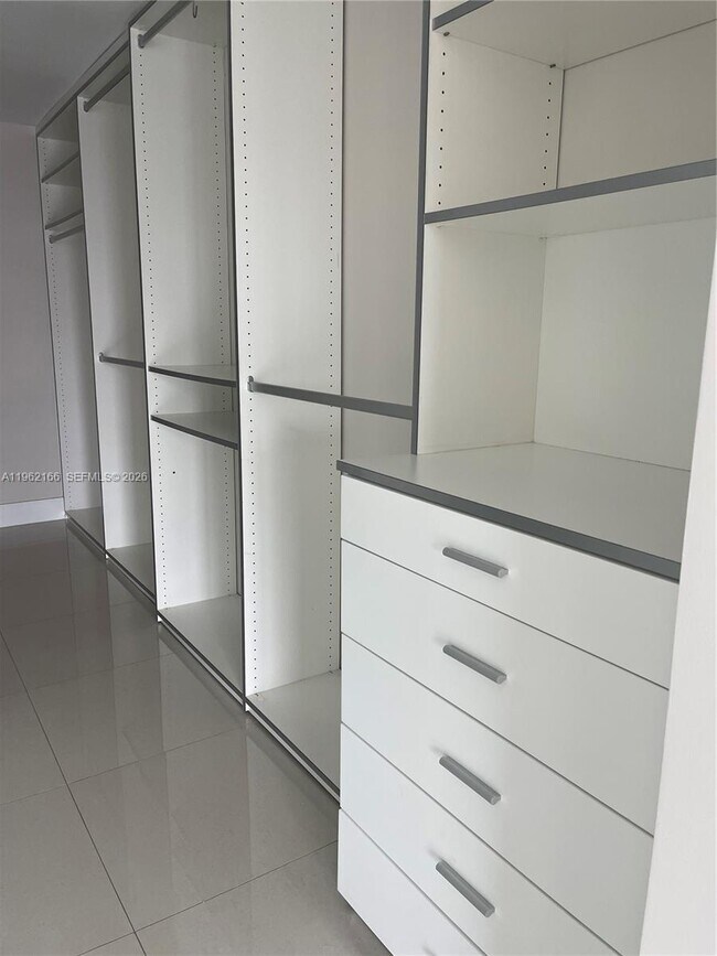 Building Photo - 92 SW 3rd St