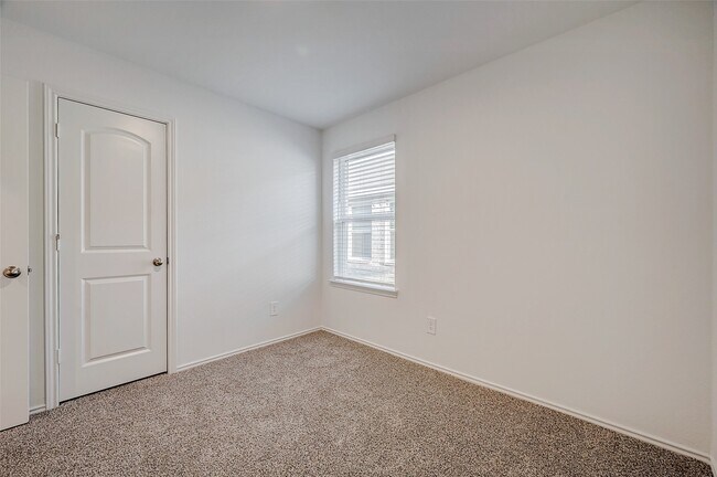 Building Photo - 24307 Oriole Summit Dr