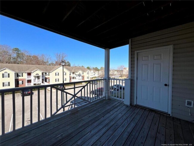 Building Photo - 372 Bubble Creek Ct