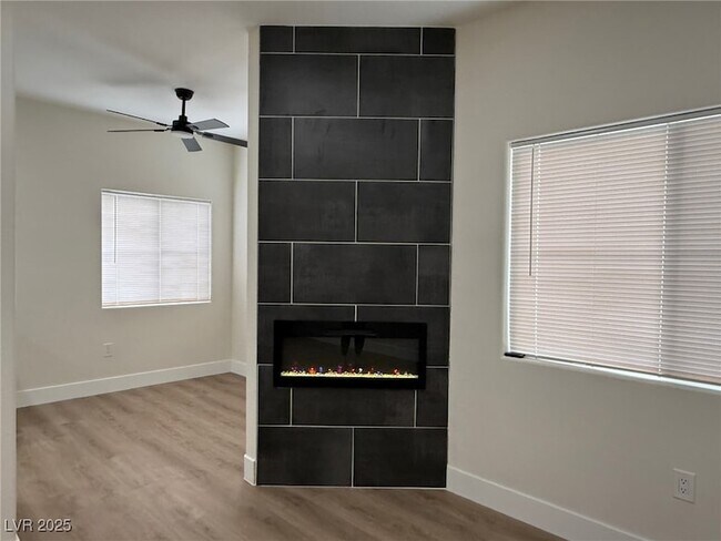 Building Photo - 2117 Echo Bay
