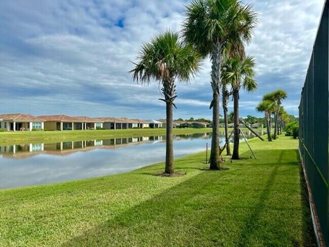 Building Photo - Annual Rental in Port St Lucie