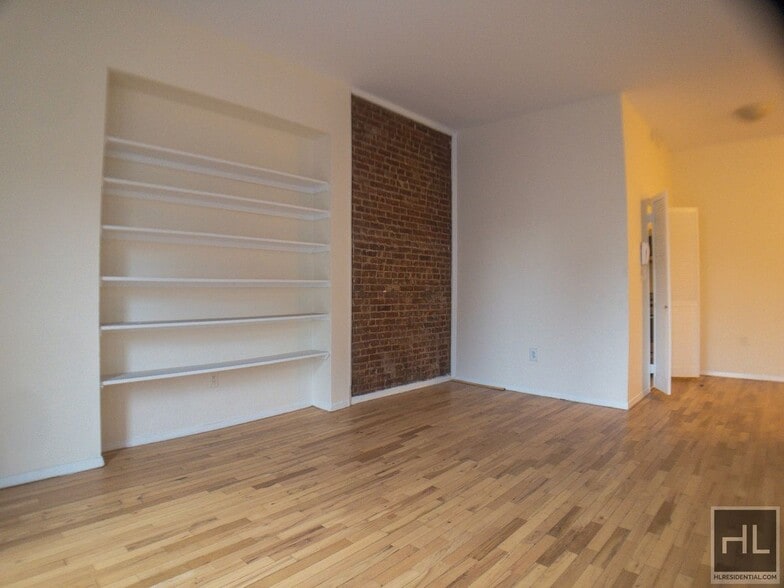 Building Photo - WEST 73 STREET