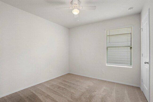 Building Photo - 376 Euclid Ln
