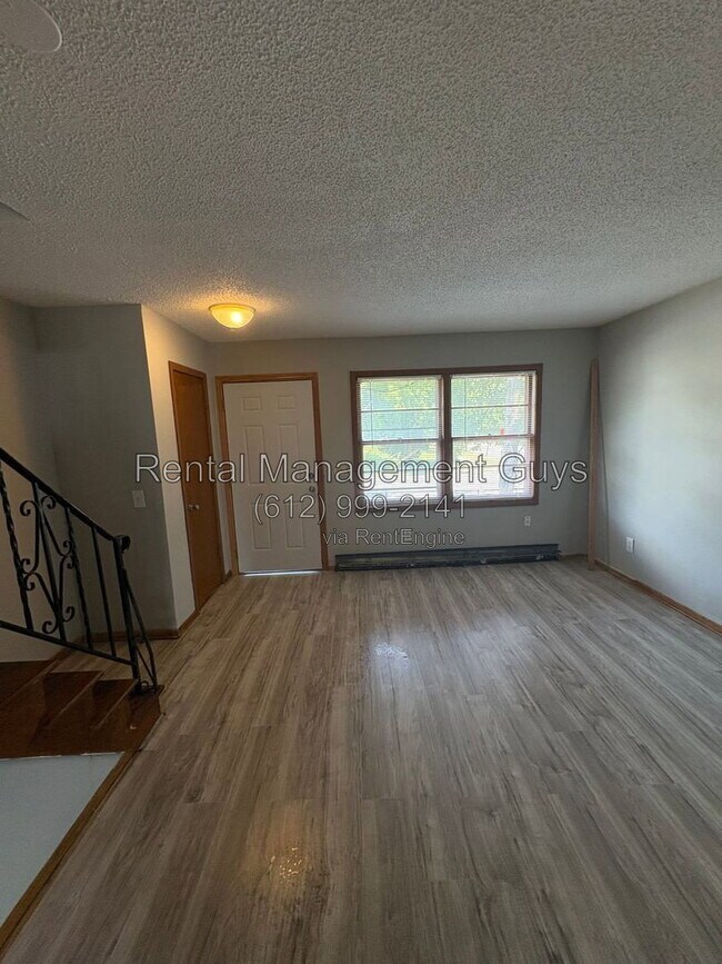 Building Photo - 501 N Morgan Ave