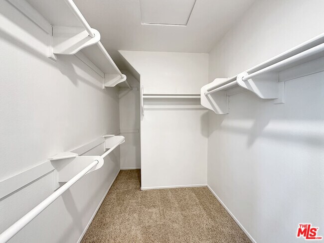 Building Photo - 27109 Teton Trail