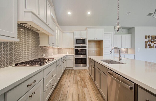 Building Photo - 28518 Jade Springs Ln