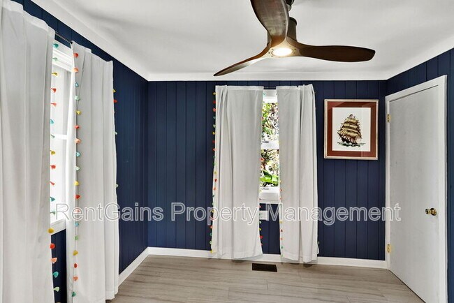 Building Photo - 5084 Atlantic View
