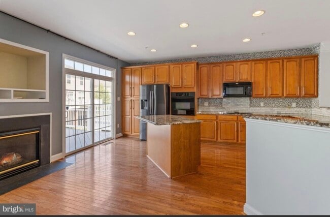 Building Photo - 2609 Sour Dock Dr