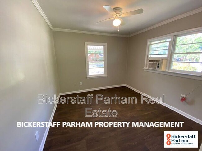 Building Photo - 4163 Swann St