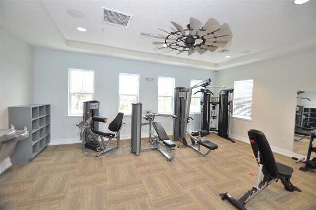 Building Photo - 27 Grand Par Ct