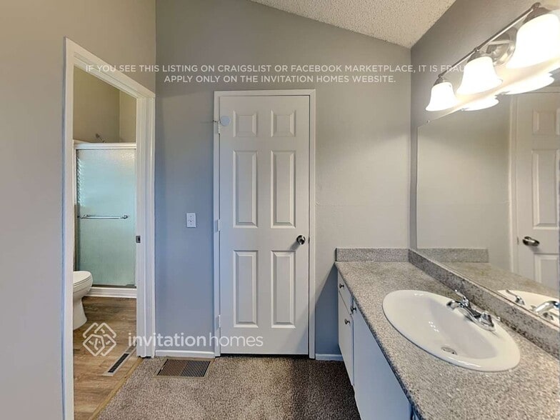 Building Photo - 716 Whispering Bay Ln