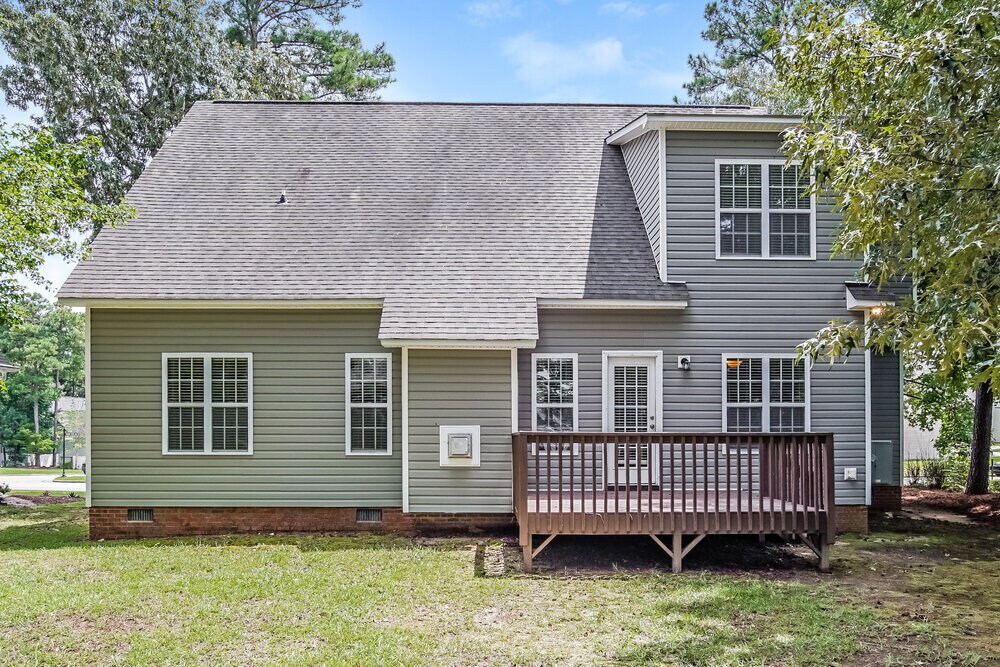 Building Photo - 169 N Farm Dr