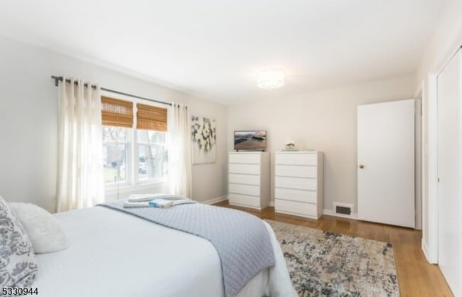 Building Photo - 7 Evergreen Terrace