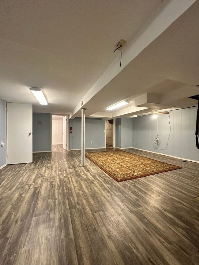Building Photo - Charming 3-Bedroom, 1.5-Bath Home with Pool & Outdoor Entertaining Oasis
