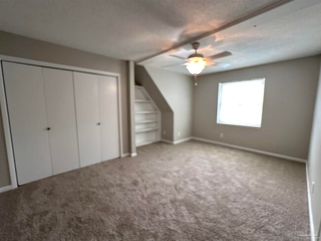 Building Photo - 5701 Limestone Rd