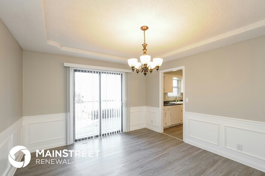 Building Photo - 15912 W 153rd St