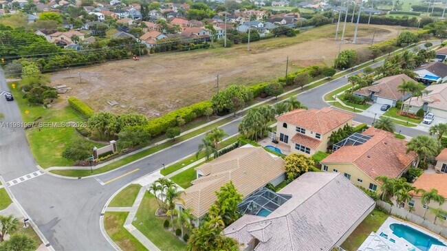 Building Photo - 11030 Harbour Springs Cir