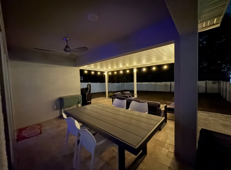 Building Photo - 1084 E Pierce Ave