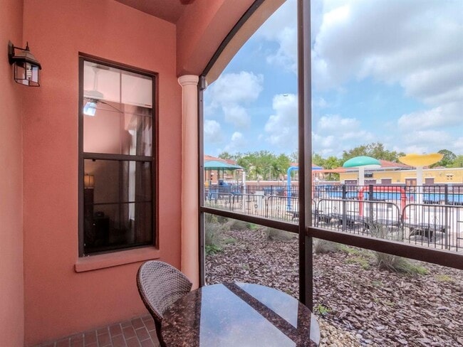 Building Photo - 13941 Clubhouse Dr