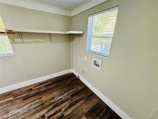 Building Photo - 1803 N Floyd Ave