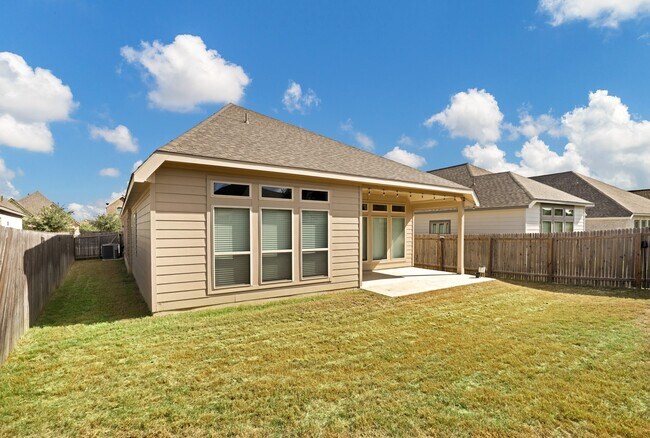Building Photo - 9313 Aggie Run
