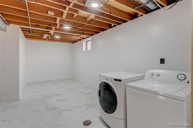 Building Photo - 3273 S Florence Ct