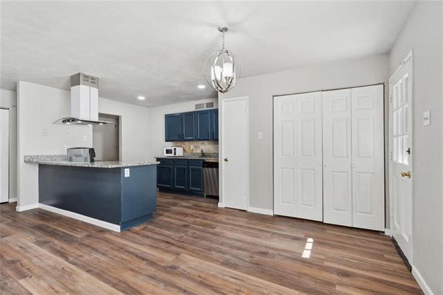 Building Photo - 556 Hawthorne Dr