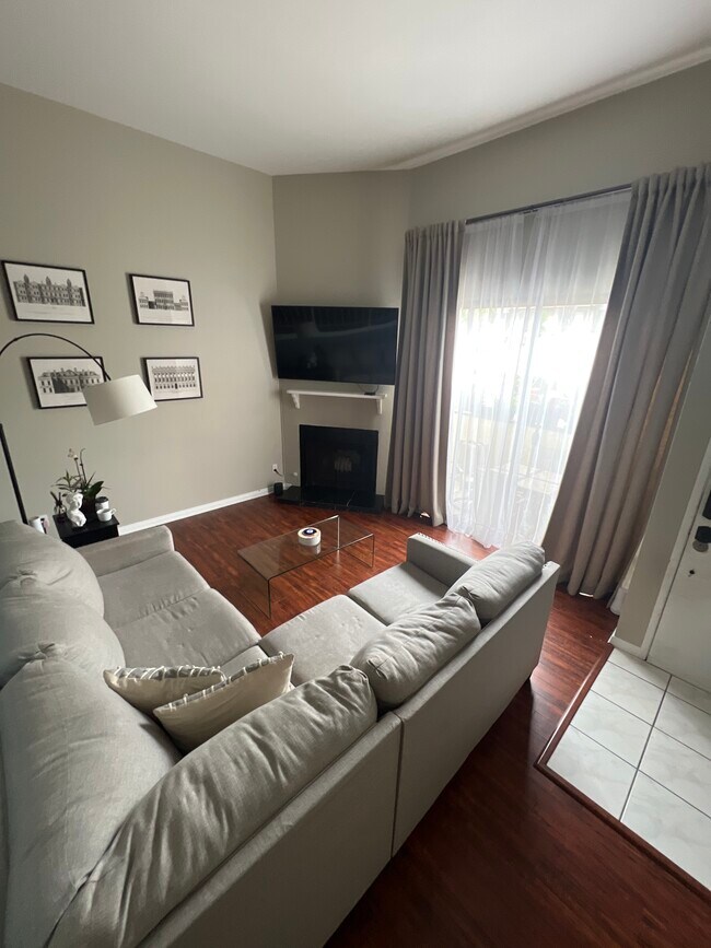 Building Photo - 19355 Sherman Way