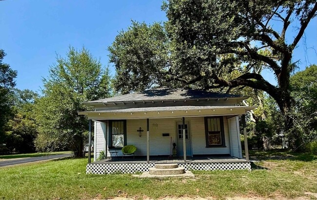 Building Photo - 470 S 3rd St