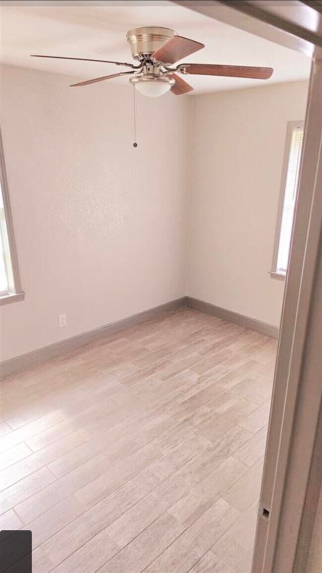 Building Photo - 3308 Sophie Ann Dr