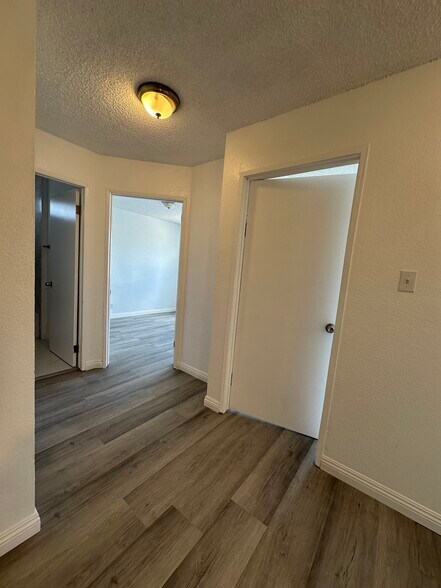 2nd level hallway - 1503 W 85th St