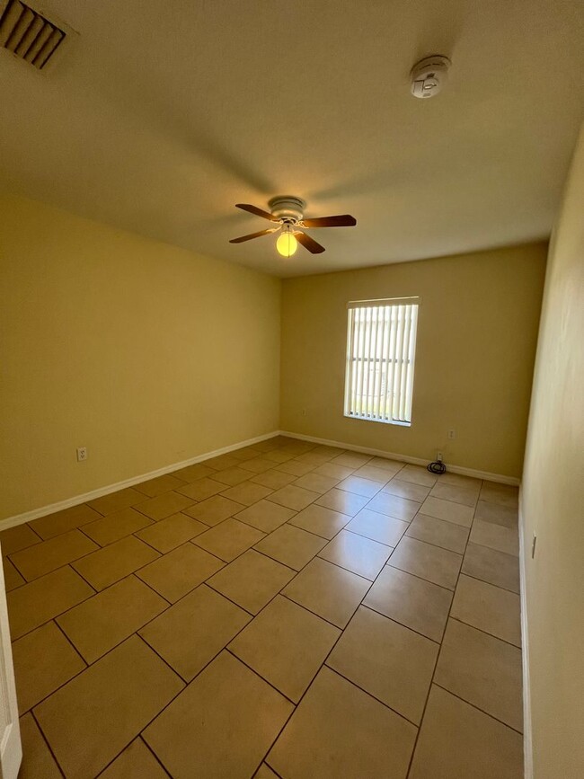 Building Photo - THIS WONT LAST LONG!!!! 3/2 ALL TILE!!!