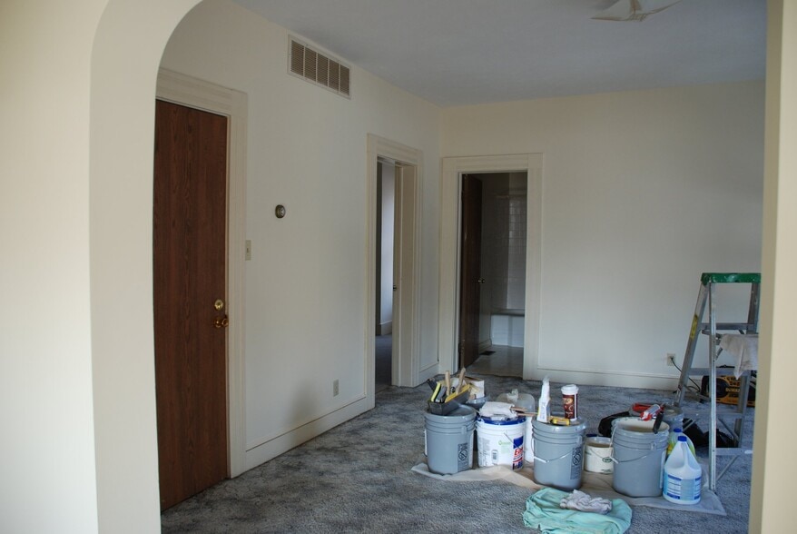 Building Photo - 207 Scammel St