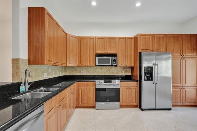 Building Photo - 2724 Treasure Cove Cir