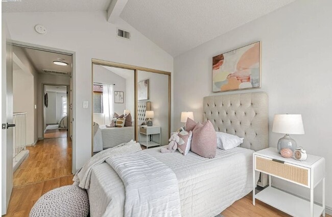 Building Photo - Newly Renovated 3 Bed / 3 Bath Home in Ardenwood – Top-Rated Schools!
