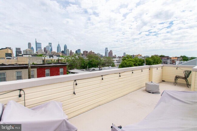 Building Photo - 911 S 20th St