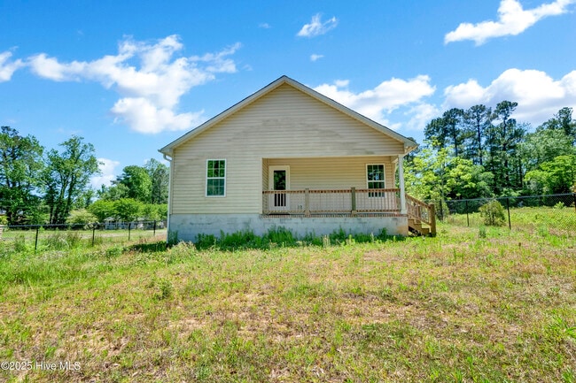 Building Photo - 4009 Alandale Dr