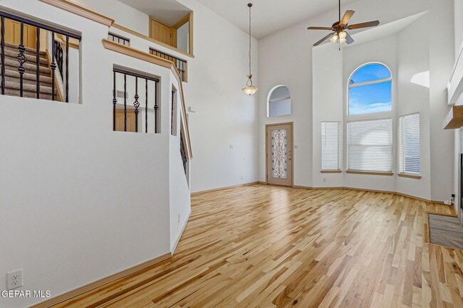 Building Photo - 6524 Latimer Place