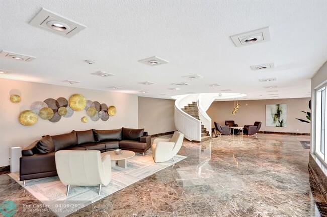 Building Photo - 1360 S Ocean Blvd